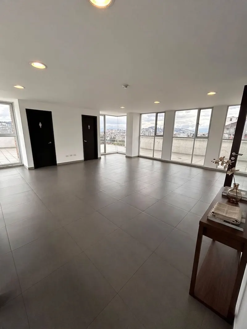 Oportunidad Única: Departamento Edificio Américas Parc, Uribe Schwarzkopf — Granda Centeno, quito · foto 10