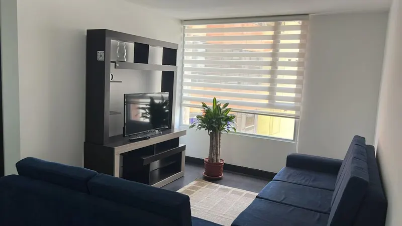 Departamento amoblado en renta en República del Salvador — Iñaquito, quito · foto 5