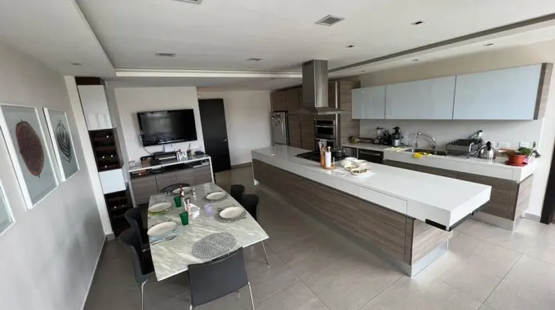 Residencia de lujo con amplia terraza — Bellavista, quito · foto 4
