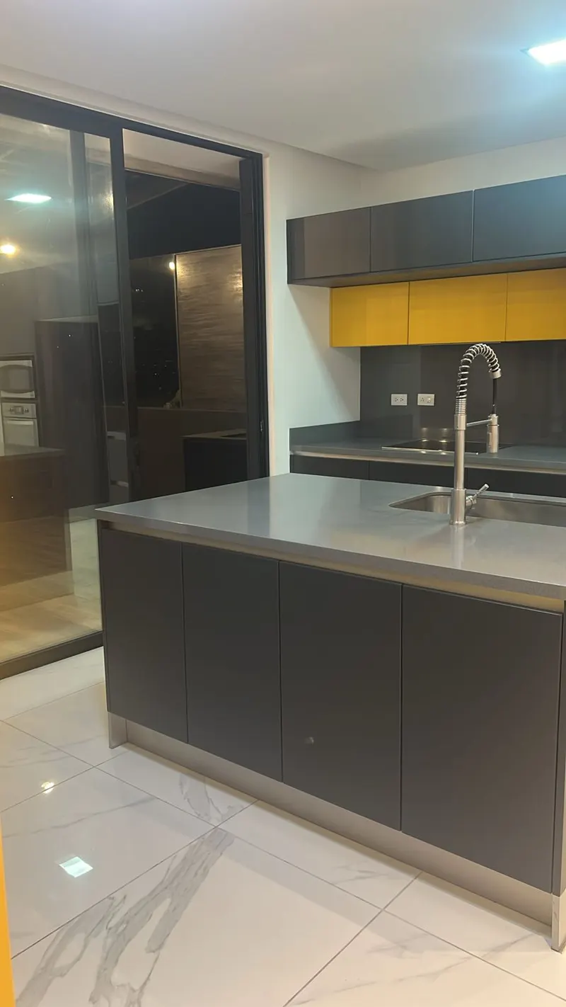 DEPARTAMENTO EN ARRIENDO "CUMBAYA" — Cumbayá, quito · foto 3