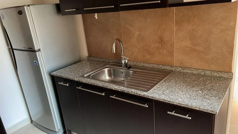 Departamento amoblado en renta en República del Salvador — Iñaquito, quito · foto 7